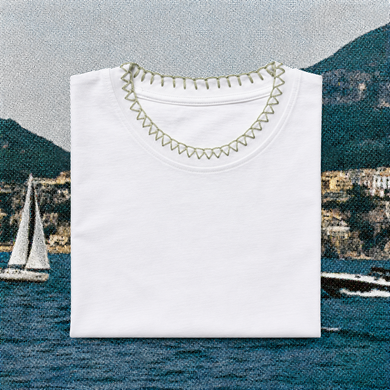 T-shirt Ricamata a Mano